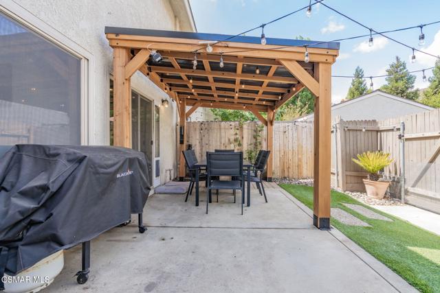 15175 Marquette Street, Moorpark CA: https://media.crmls.org/mediaz/143d87f9-56a6-45f7-a617-d34a321827bd.jpg