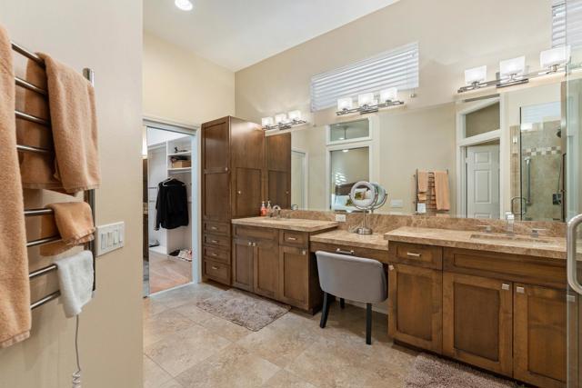 78325 Cloveridge Way, Palm Desert CA: https://media.crmls.org/mediaz/1440b265-5212-436e-9702-4284c08d86f1.jpg