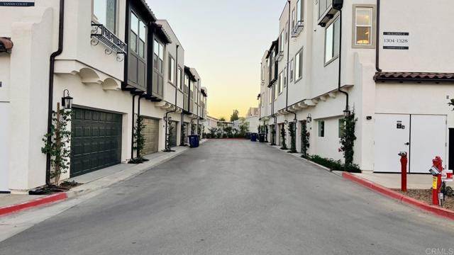 1319 Yannis Court, El Cajon CA: https://media.crmls.org/mediaz/1440ed7f-495d-401f-821a-e5e62a2bcc62.jpg