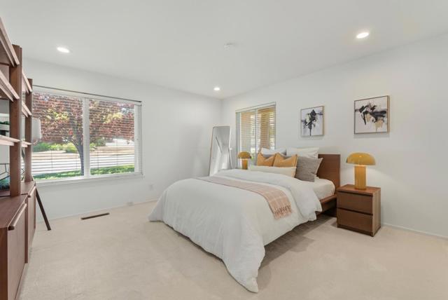 1405 Cedar Place, Los Altos CA: https://media.crmls.org/mediaz/14411bae-ccf5-459b-8ced-194560ee8578.jpg
