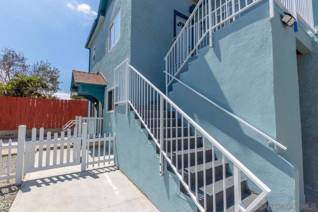 2856 Franklin Ave, San Diego CA: https://media.crmls.org/mediaz/14413551-866d-4248-b815-a6d79ab9fe56.jpg