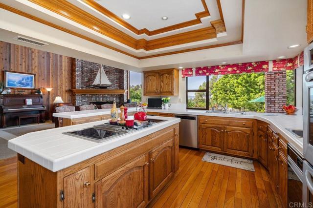 Detail Gallery Image 28 of 53 For 1605 Vista Del Valle, El Cajon,  CA 92019 - 3 Beds | 2/2 Baths