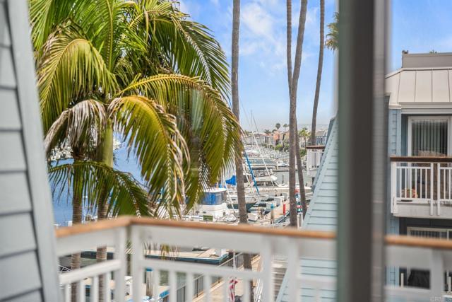 Detail Gallery Image 8 of 38 For 38 Montego Ct, Coronado,  CA 92118 - 2 Beds | 2/1 Baths