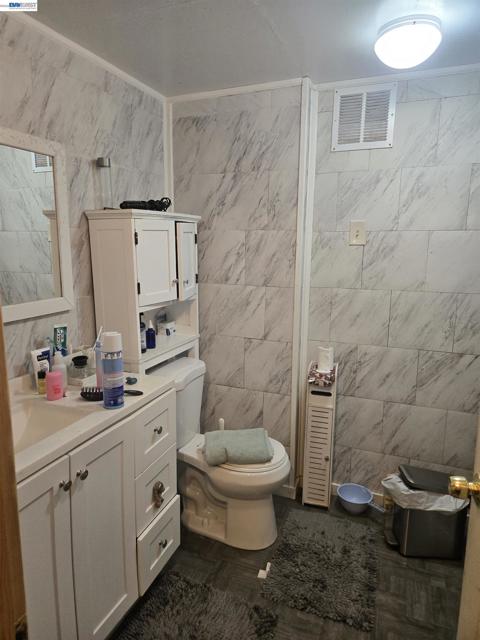 Image 16 of 28 For 1345 53rd Ave