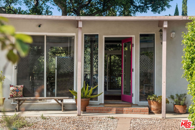 9906 Sunland Boulevard photo 3
