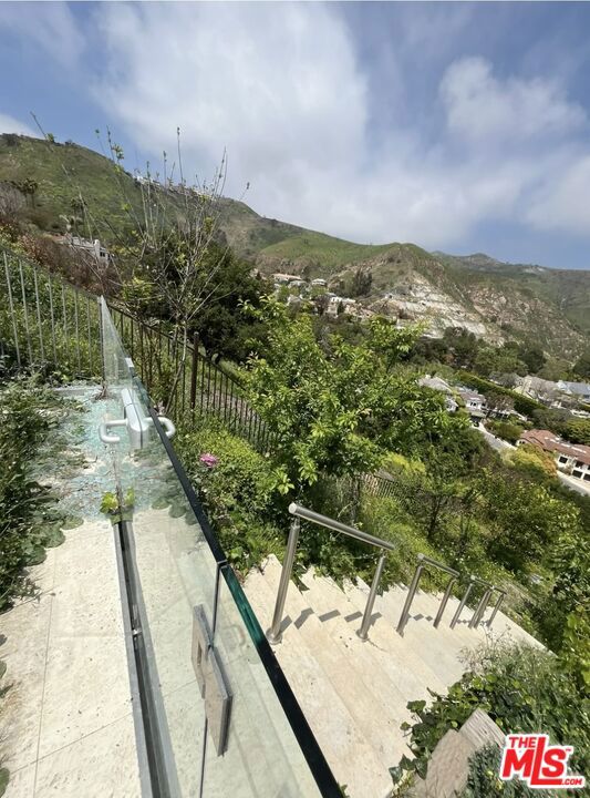 Drew Fenton | 1260 Lachman Lane Pacific Palisades CA | MLS: 7396595 Drew Fenton | 1260 Lachman Lane Pacific Palisades CA | MLS: 7396595