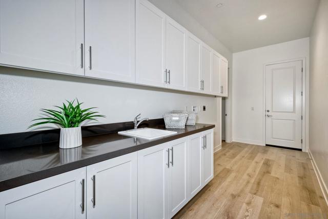 Image 10 of 26 For 29553 Viking View Ln