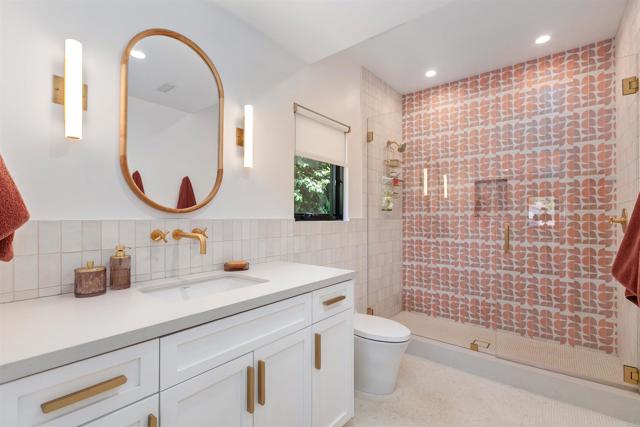 Detail Gallery Image 35 of 54 For 417 Warwick Ave, Cardiff By The Sea,  CA 92007 - 5 Beds | 5/1 Baths