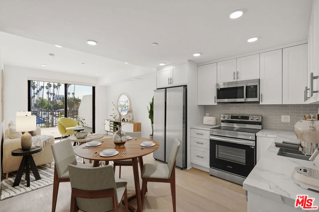 3977 Beverly Boulevard #414