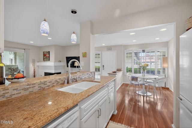 Detail Gallery Image 8 of 38 For 2384 Vina Del Mar, Oxnard,  CA 93035 - 2 Beds | 2 Baths