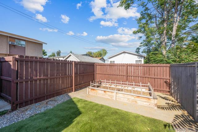 9920 22 River St, Lakeside CA: https://media.crmls.org/mediaz/1447932c-ed55-41ed-9274-907cae1a85e8.jpg