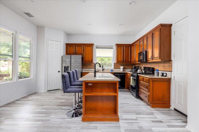 Image 13 of 61 For 49645 Redford Way