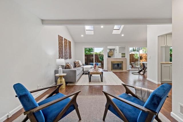 20179 Northwest Square, Cupertino CA: https://media.crmls.org/mediaz/14497420-9193-463a-ba23-3e4e2e660f56.jpg