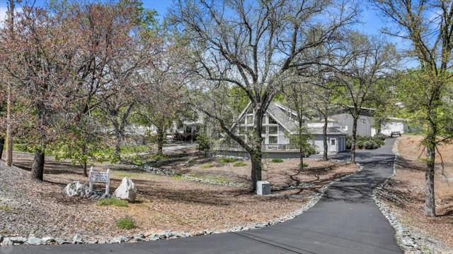 20944 Woodside Way, Groveland CA: https://media.crmls.org/mediaz/144aed9e-18d3-474a-8f9e-837e3bc0850f.jpg