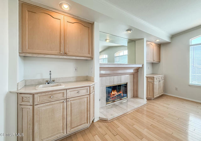 1768 Fox Springs Circle, Newbury Park CA: https://media.crmls.org/mediaz/144b1049-3a5c-4fda-9a48-6f2963e109ee.jpg