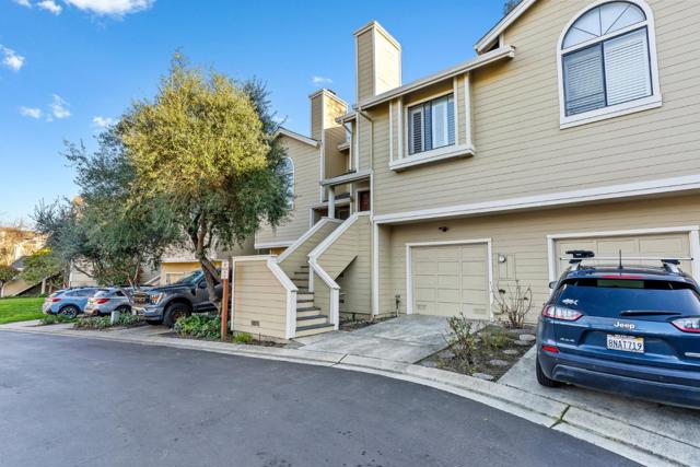 7 Arabian Way, Scotts Valley CA: https://media.crmls.org/mediaz/144e7bbd-2f54-4814-8834-652b5bf8355c.jpg