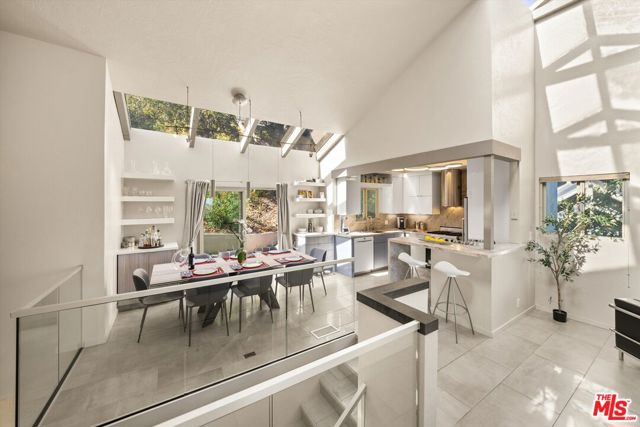 840 Cheltenham Road, Santa Barbara CA: https://media.crmls.org/mediaz/144fb0d3-0256-4d55-9b39-98c77b69e533.jpg