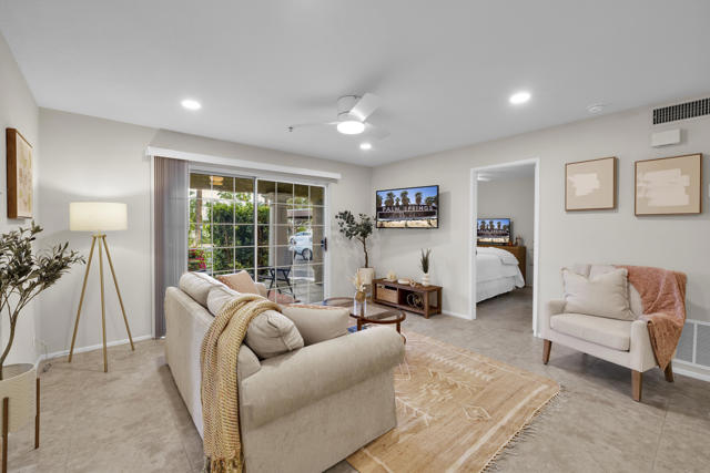 2700 Lawrence Crossley Road #41, Palm Springs, CA 92264