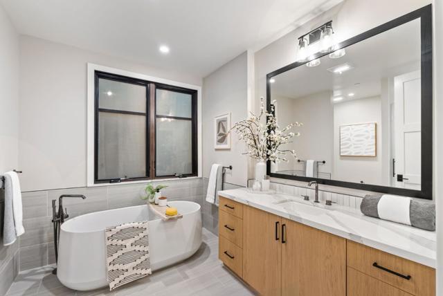 229 Hope Street, Mountain View CA: https://media.crmls.org/mediaz/145089ff-9ff7-4e13-9206-4955c1b7787b.jpg