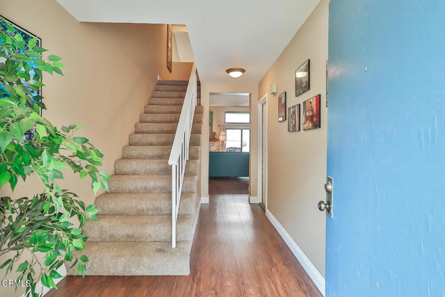 1993 Wheelwright Lane, Newbury Park CA: https://media.crmls.org/mediaz/1450f83f-8677-4f35-8809-f03f449e0207.jpg