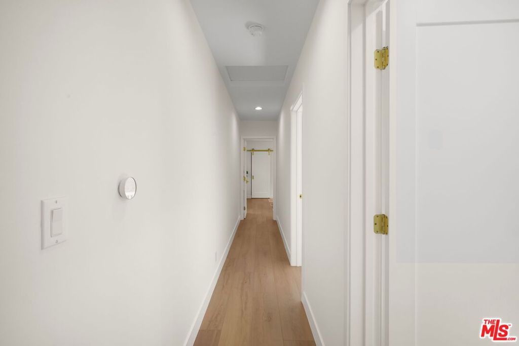 MLS #25572217 img 10