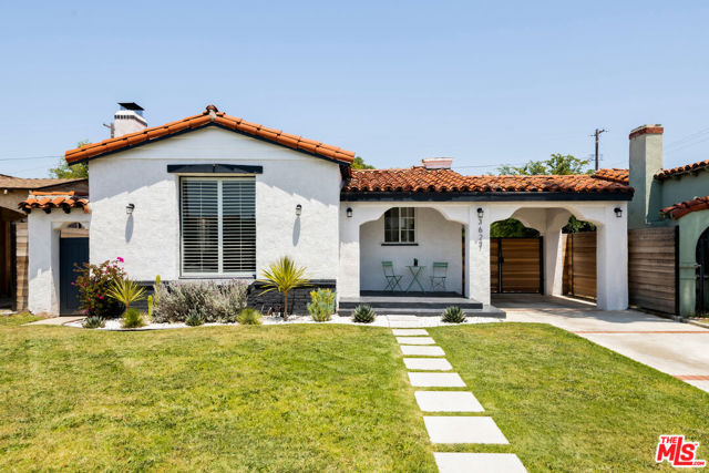 3627 W 64th Street, Los Angeles CA: https://media.crmls.org/mediaz/14542ec1-007c-4c74-b1b0-625a283d473a.jpg