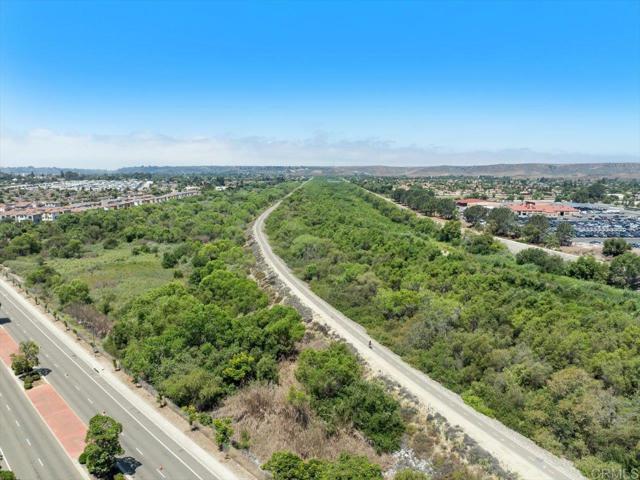 Detail Gallery Image 36 of 39 For 4635 Allende Ave, Oceanside,  CA 92057 - 4 Beds | 3 Baths