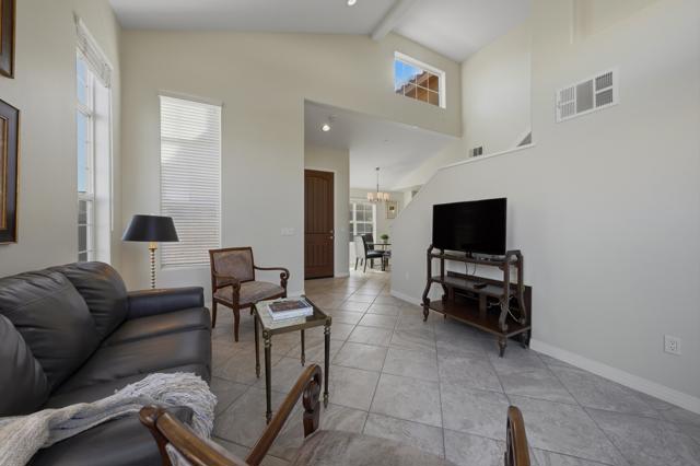 80049 Silver Sage Lane, La Quinta CA: https://media.crmls.org/mediaz/14559b35-2fc3-4430-8111-94336aa7322a.jpg