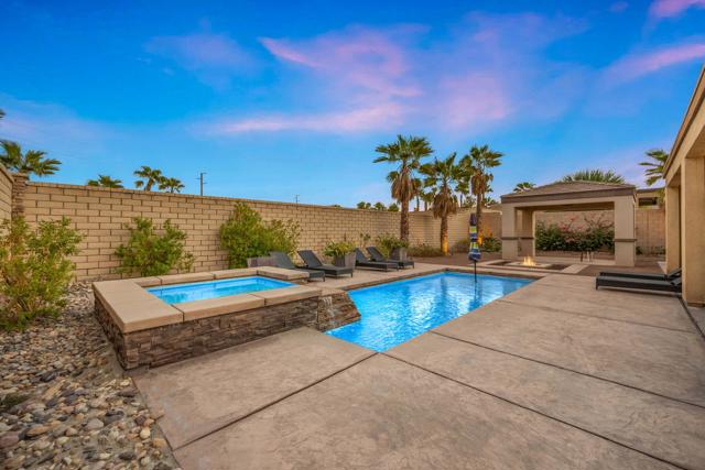 73861 Da Vinci Court, Palm Desert, CA 92211