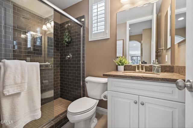 474 Park Cottage Place, Camarillo CA: https://media.crmls.org/mediaz/1457922d-67aa-476b-b77f-92917358c69a.jpg