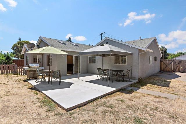 519 Longwood Court, Hayward CA: https://media.crmls.org/mediaz/1457d771-f56d-4516-8530-59db1a049575.jpg