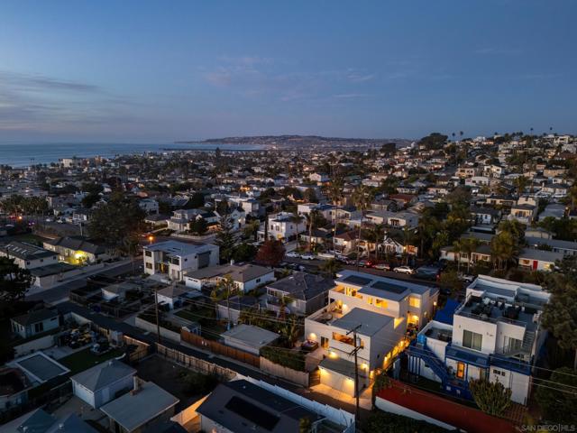 4563 Point Loma Ave, San Diego CA: https://media.crmls.org/mediaz/14582138-2e3b-4c1d-8307-6c36caeb9ef5.jpg