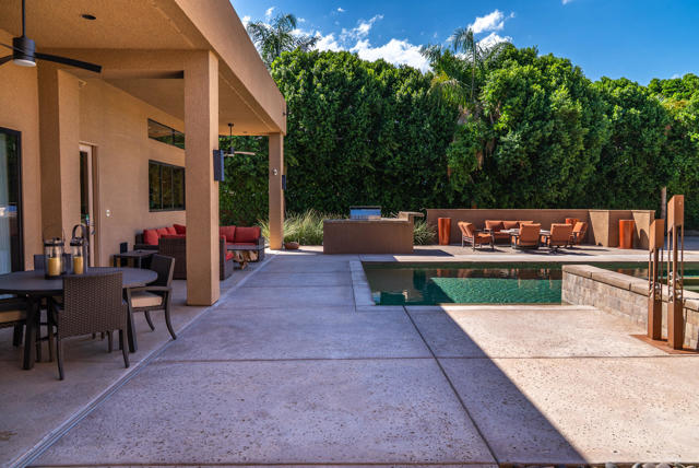 72116 Clancy Lane, Rancho Mirage CA: https://media.crmls.org/mediaz/1459482e-99db-415f-837b-6b066f6f4037.jpg
