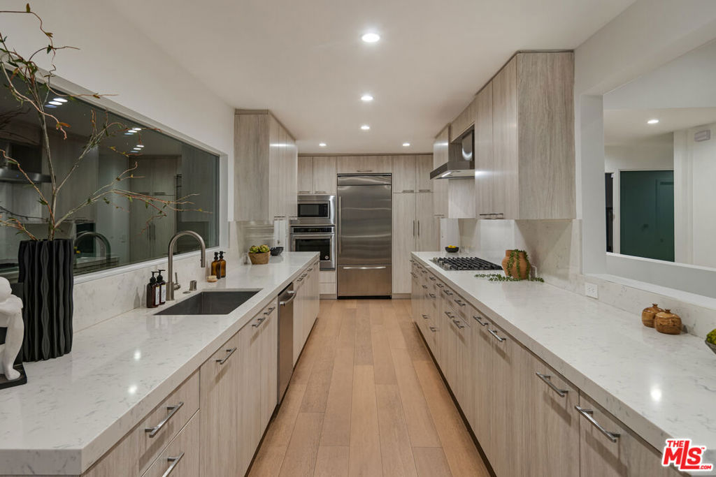 MLS #25622093 image #11