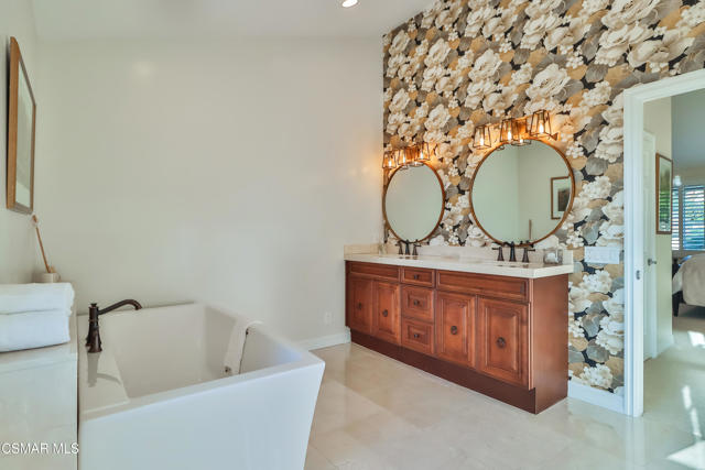 2328 Otono Circle, Thousand Oaks CA: https://media.crmls.org/mediaz/145b4641-4550-4199-ac6b-30a720704030.jpg