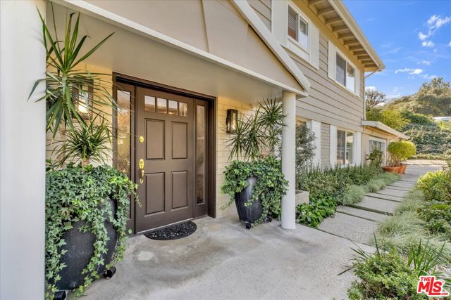 3660 Ballina Canyon Road photo 2