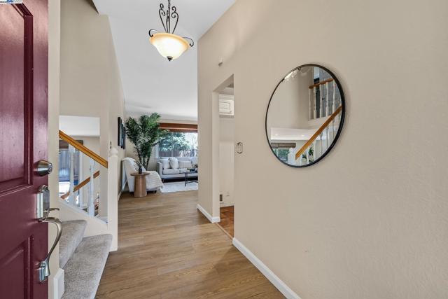 5375 Sandra Way, Livermore CA: https://media.crmls.org/mediaz/145b93de-8dcf-4617-bc10-0c1b1613192c.jpg