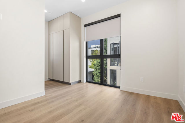 426 Arnaz Drive, Los Angeles CA: https://media.crmls.org/mediaz/145ba6ec-f567-46be-ac2d-bb828d72f5e1.jpg