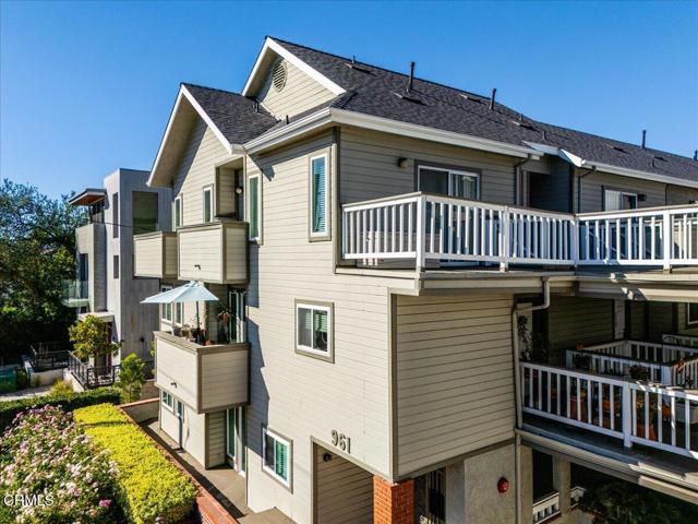 Detail Gallery Image 2 of 50 For 961 E California Bld #109,  Pasadena,  CA 91106 - 2 Beds | 2/1 Baths