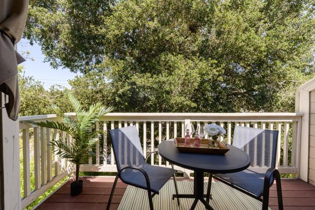 42 Arabian Way, Scotts Valley CA: https://media.crmls.org/mediaz/145c1918-4069-49a6-9d96-9a1d08e43c5e.jpg
