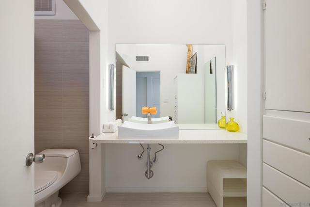 811 Di Giorgio Road, Borrego Springs CA: https://media.crmls.org/mediaz/145c7742-2dcd-4761-992e-855fa8f8da19.jpg