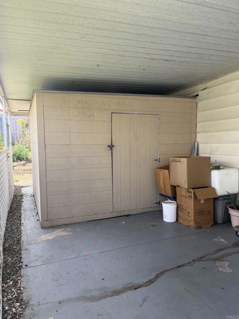 2250 N Broadway, Escondido CA: https://media.crmls.org/mediaz/145db88a-f045-4f91-bc23-fbd838e41257.jpg