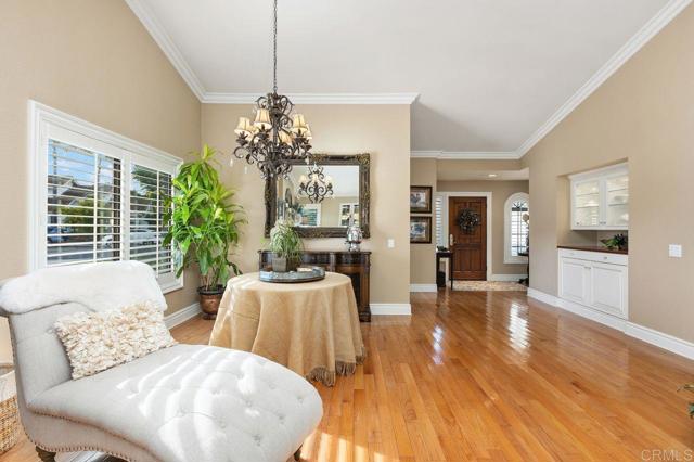 Detail Gallery Image 7 of 40 For 2028 Columbus Way, Vista,  CA 92081 - 2 Beds | 2 Baths