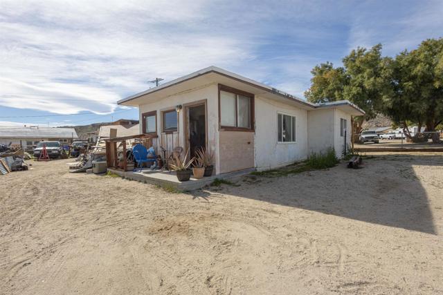 Detail Gallery Image 8 of 31 For 13765 Fremont St, Trona,  CA 93562 - 2 Beds | 1 Baths