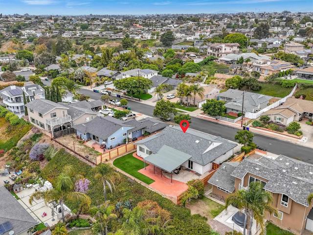 2238 Tokalon St, San Diego CA: https://media.crmls.org/mediaz/14600ba5-0212-4b92-921a-4ed240280bc6.jpg