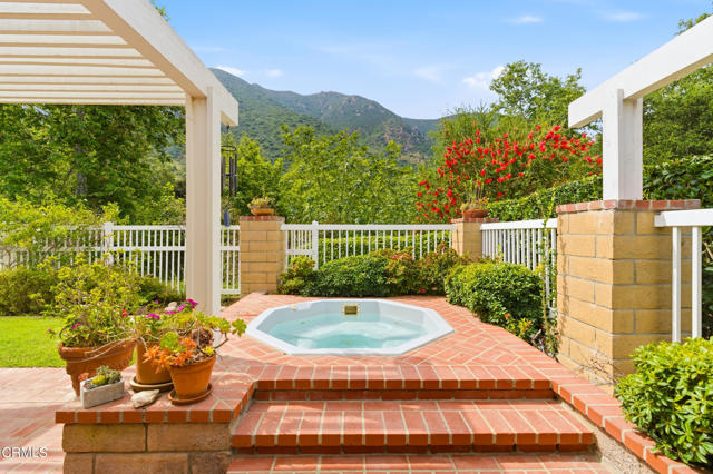 Detail Gallery Image 3 of 33 For 6526 Lada Ave, Camarillo,  CA 93012 - 2 Beds | 2 Baths