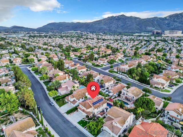 45703 Calle Ayora, Temecula CA: https://media.crmls.org/mediaz/146099a7-0217-4cee-b482-ba2700f6c600.jpg