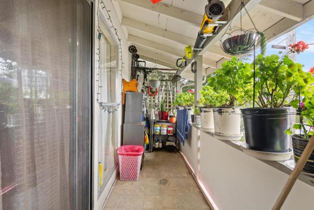 2945 Capitola Road, Santa Cruz CA: https://media.crmls.org/mediaz/1460dccc-c4c5-4465-a173-1d9d097c1d90.jpg