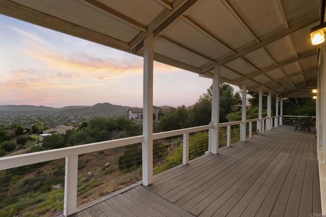 14645 High Valley Road, Poway CA: https://media.crmls.org/mediaz/14621bd8-77cc-4950-8e5b-958c023bb020.jpg