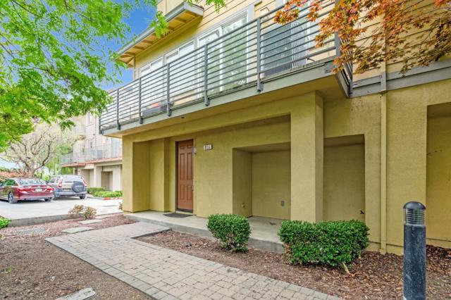 956 Sakura Drive, San Jose CA: https://media.crmls.org/mediaz/14625fa4-275d-4917-87fb-c2dc8837c31b.jpg